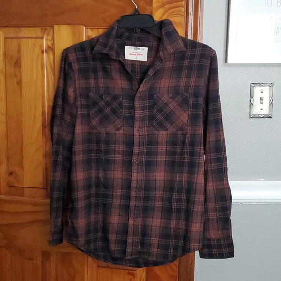 urban pipeline Other - Urban Pipeline brown, black, grey button down flannel shirt
